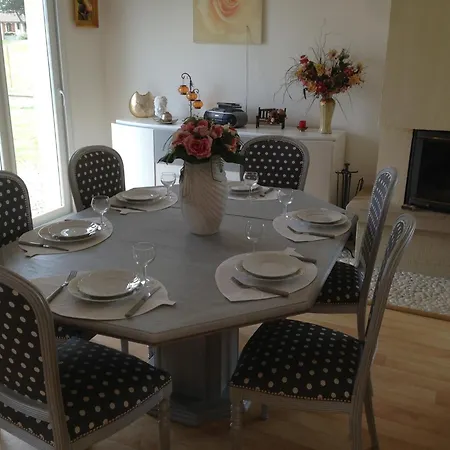 Coastal Escape, Cleaning Included
